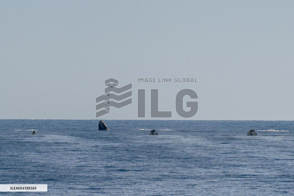 NASAs and SpaceXs Crew-9 Splashdown - USA