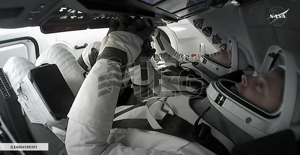 NASAs and SpaceXs Crew-9 Splashdown - USA