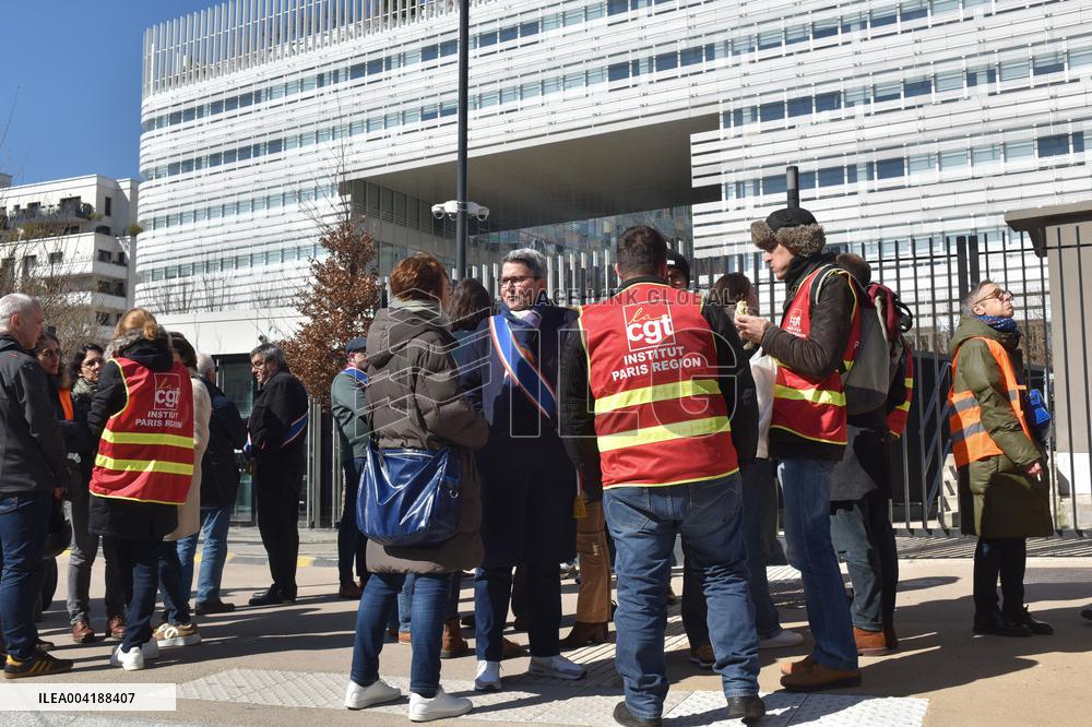 Demonstration to Save the Paris Region Institute in Saint-Ouen Sur Seine