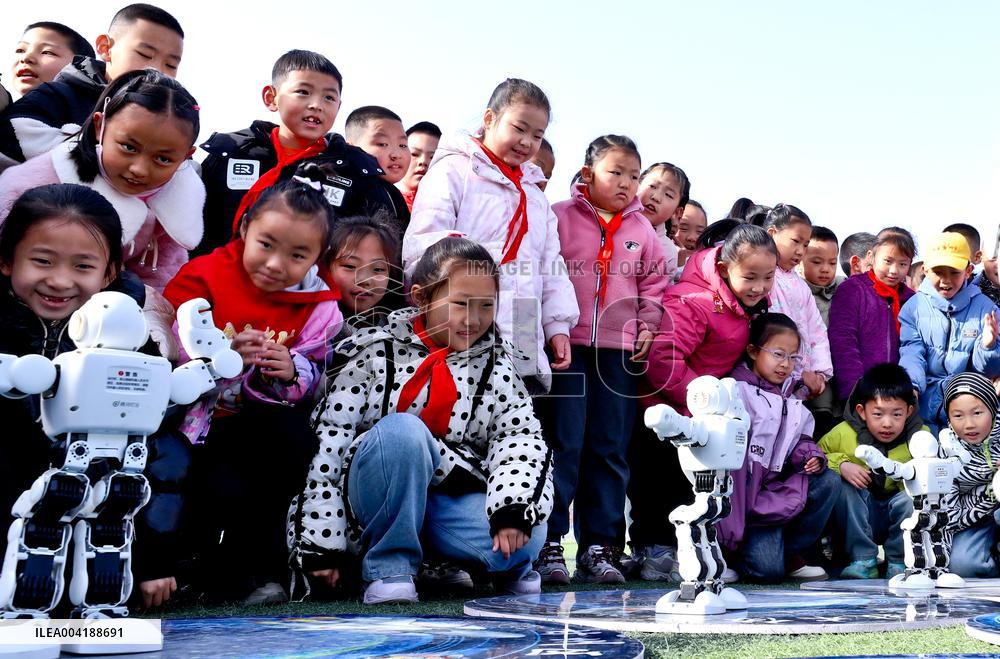 Science Popularization Carnival Activity in Zhangye