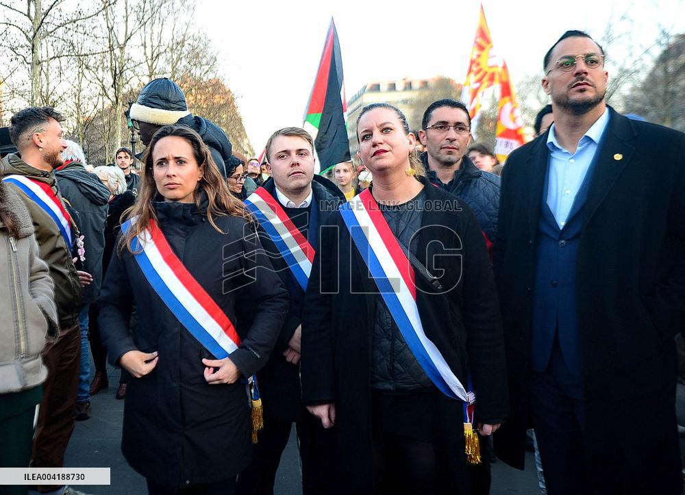 Rally in Support of The People of Gaza - Paris