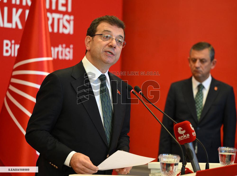 Istanbul Mayor arrested, Erdogan's main rival, days before presidential nomination