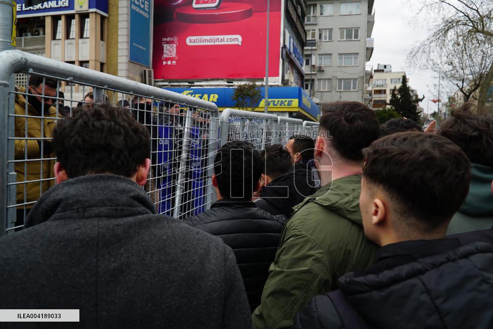 People protest Istanbul Mayor Ekrem İmamoglu detention - Istanbul