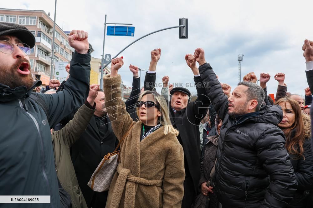 People protest Istanbul Mayor Ekrem İmamoglu detention - Istanbul