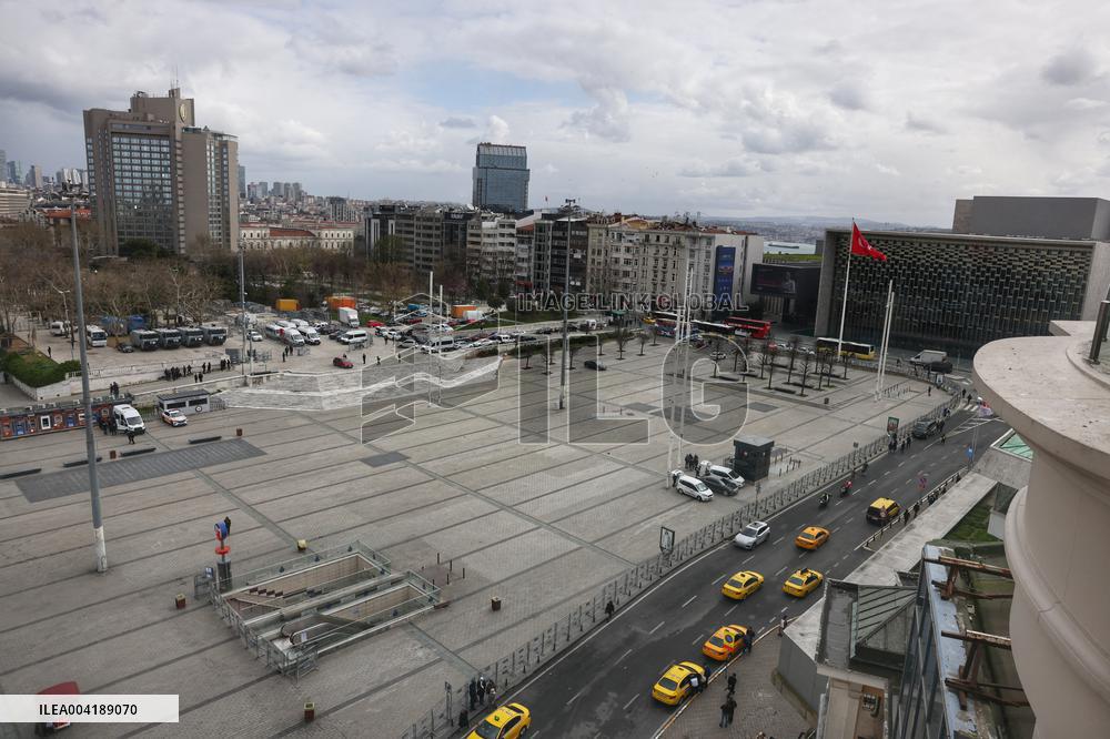 Istanbul shuts down metro stations, roads, squares, bans protests for 4 days