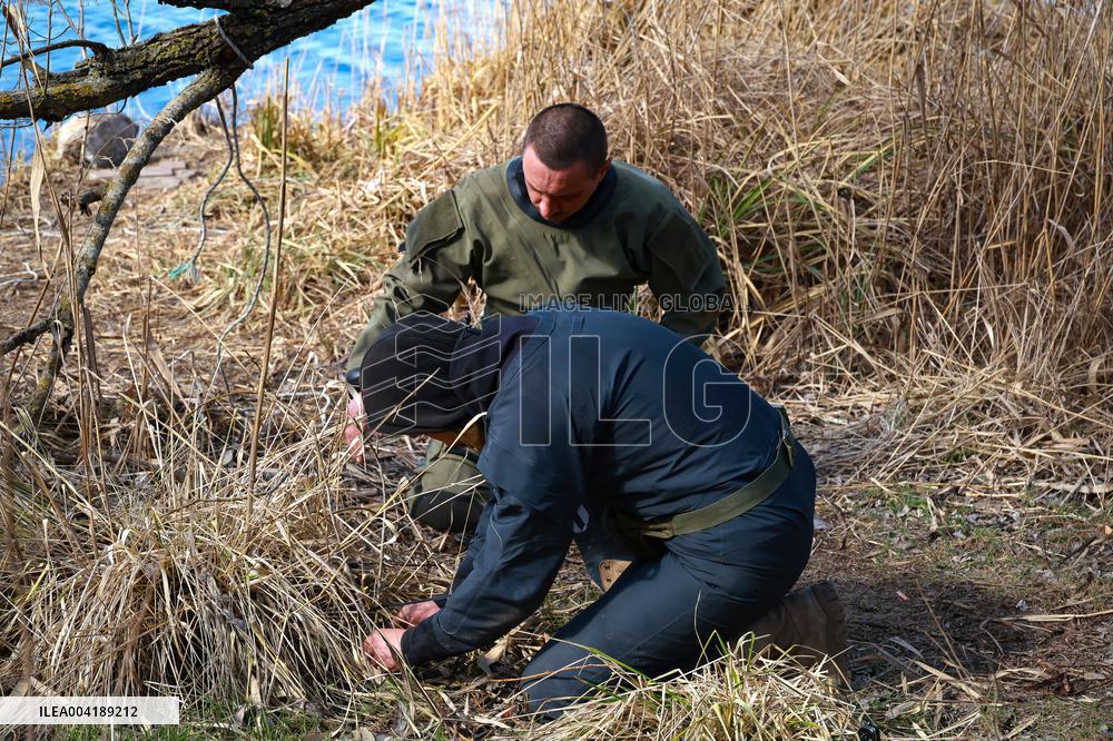 Soldiers of 40th Separate Coastal Defense Brigade practice landing from motorboats