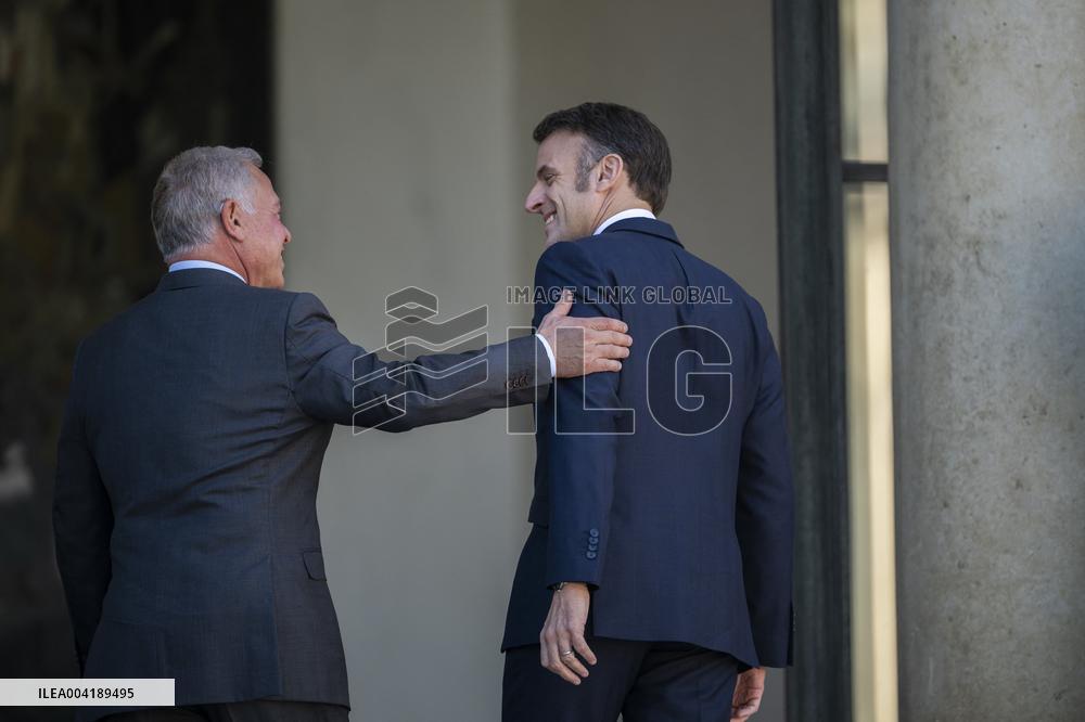 French President Welcomes Jordan's King - Paris