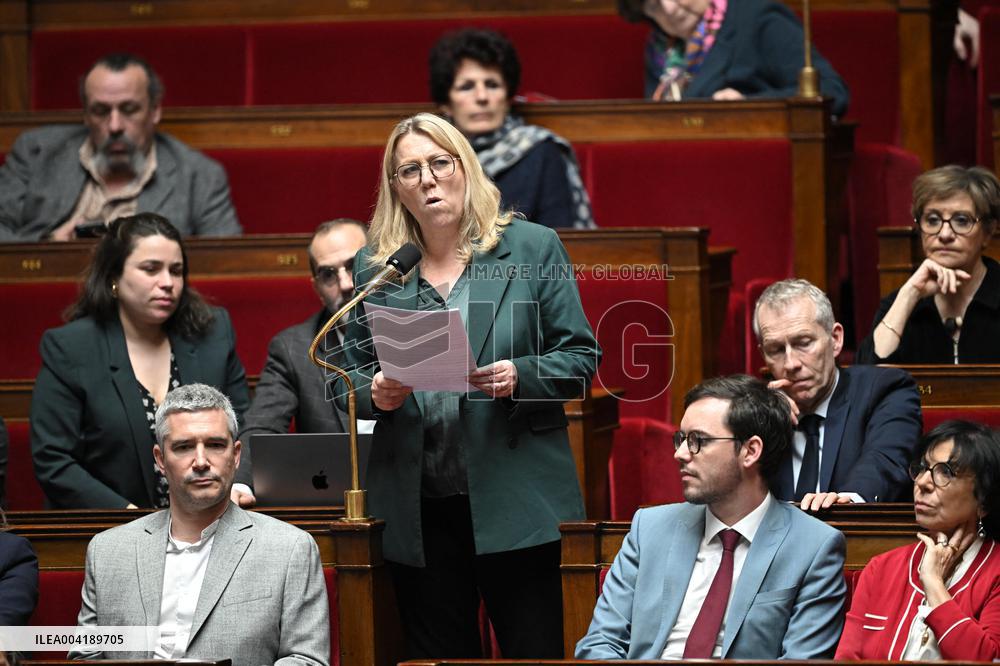 Questions To The Government - Paris