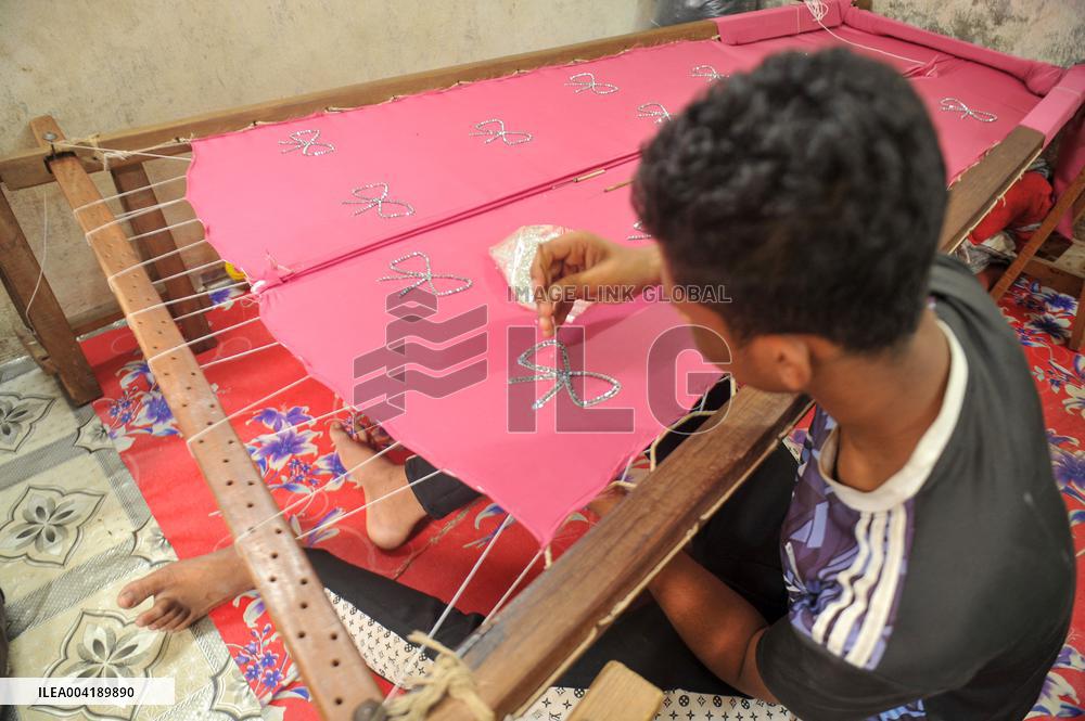 Production Of Zardozi and Karchupi - Bangladesh