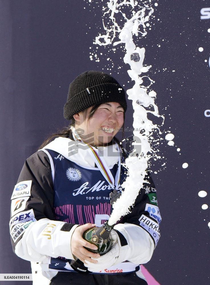 Freestyle skiing: World championships