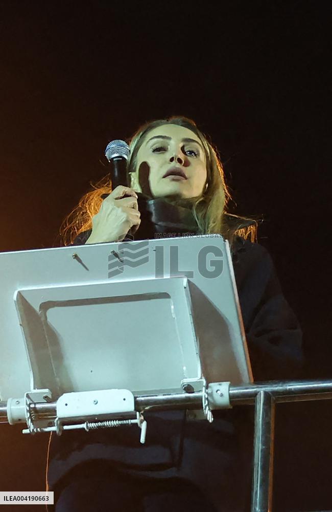 Thousands at Sarachane to protest Mayor Imamoglu s detention - Istanbul