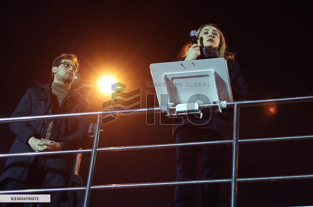 Thousands at Sarachane to protest Mayor Imamoglu s detention - Istanbul