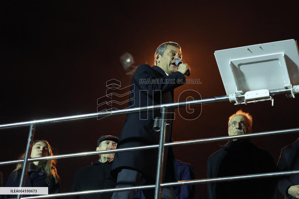 Thousands at Sarachane to protest Mayor Imamoglu s detention - Istanbul