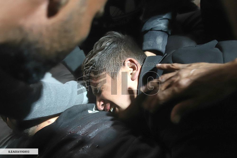 Relatives Mourn Palestinians Killed in Israeli Strikes - Gaza