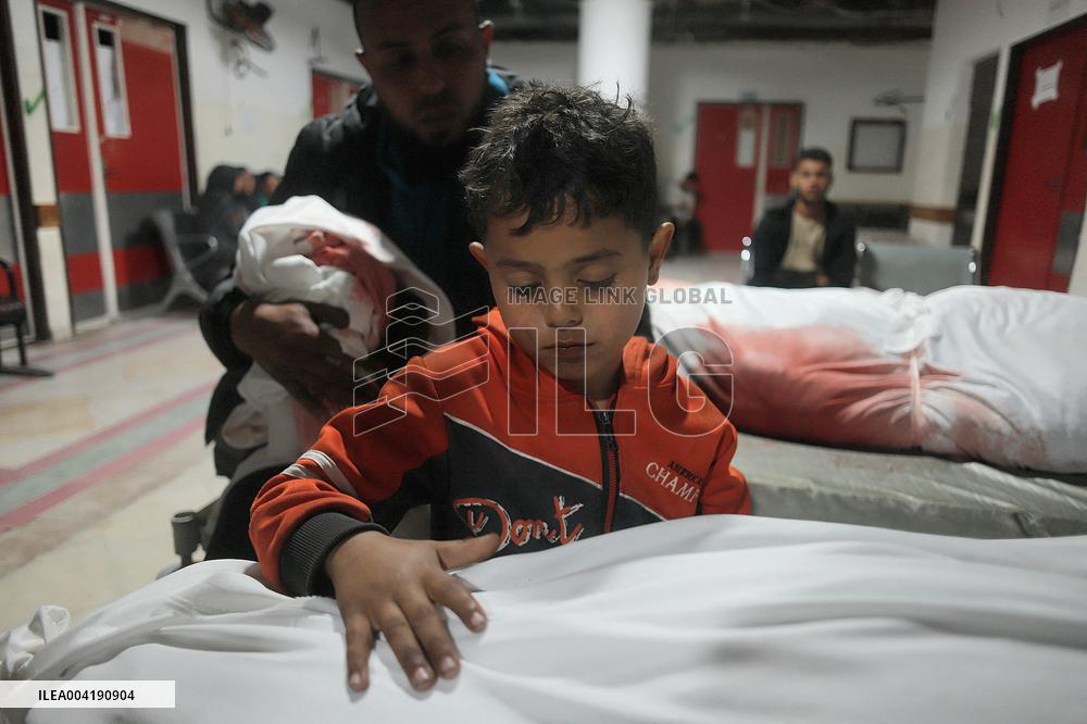 Relatives Mourn Palestinians Killed in Israeli Strikes - Gaza