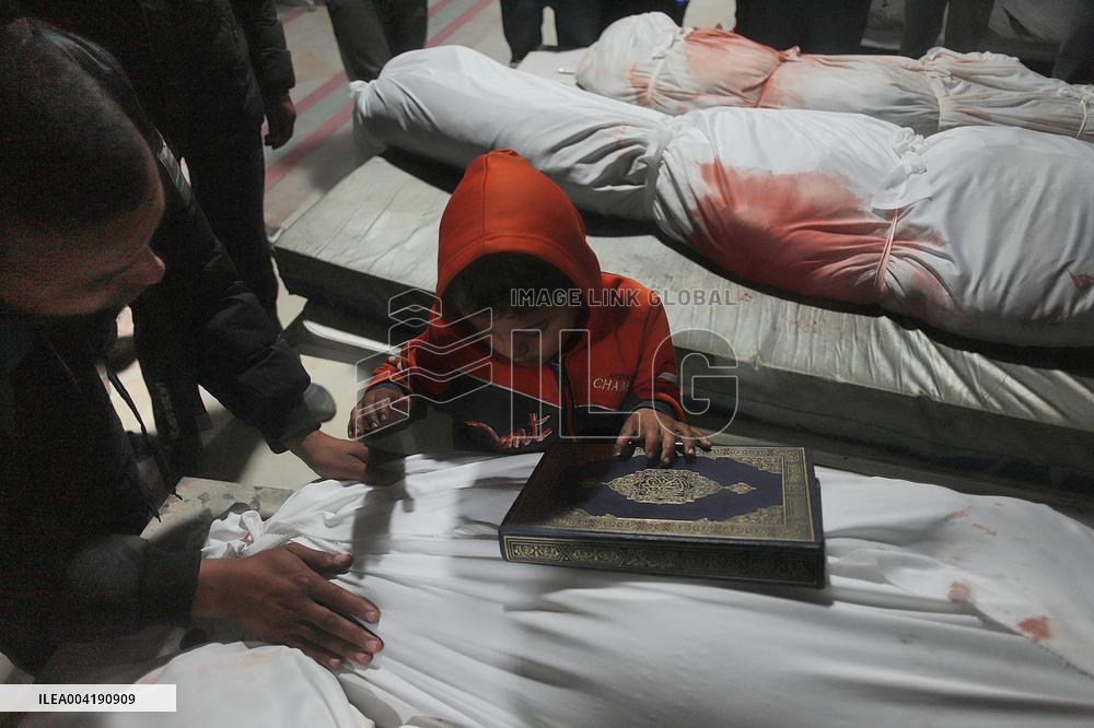 Relatives Mourn Palestinians Killed in Israeli Strikes - Gaza