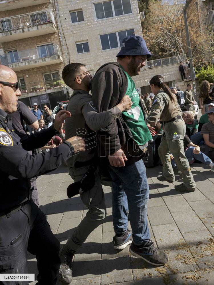 Israelis Protest Against Netanyahu in Jerusalem