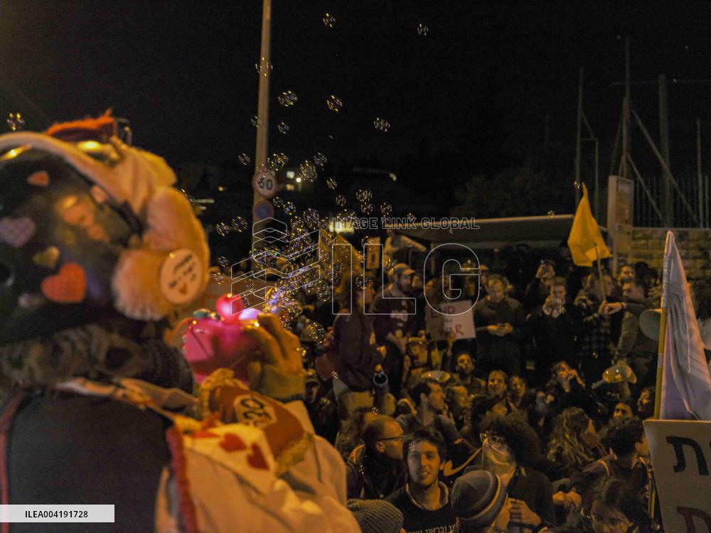 Israelis Protest Against Netanyahu in Jerusalem