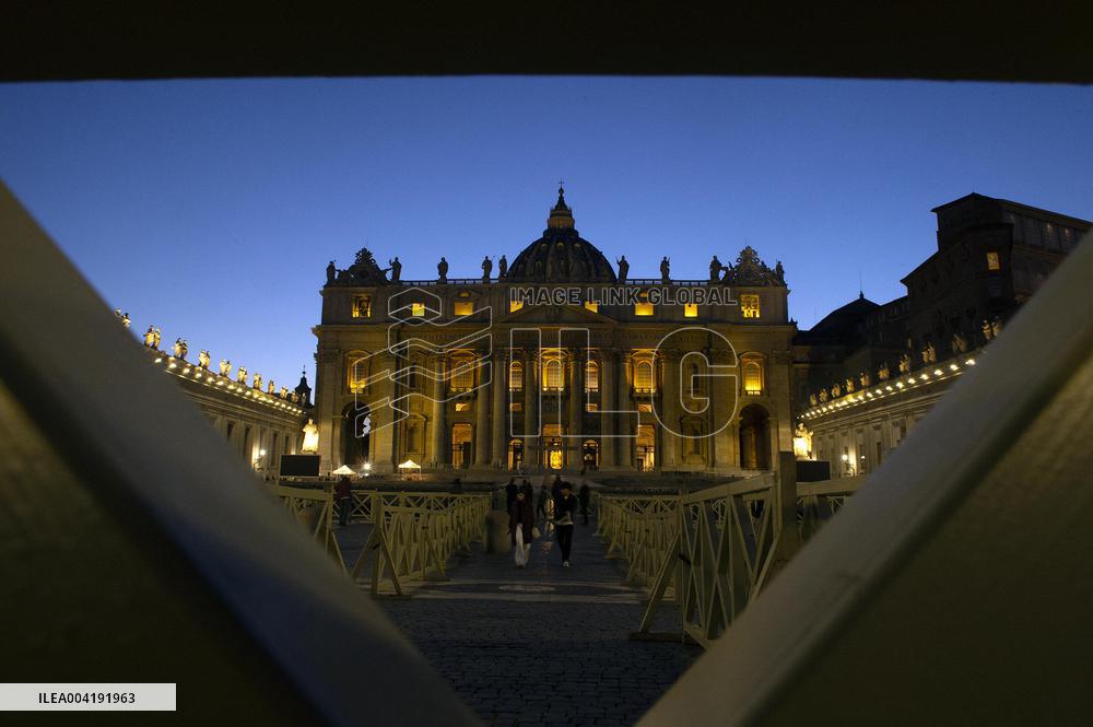 Rosary for Pope Francis Health - Vatican