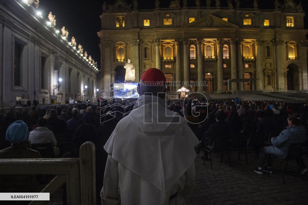 Rosary for Pope Francis Health - Vatican