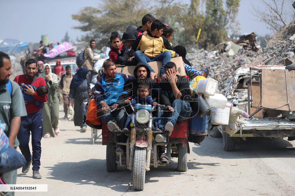 Waves Of Israeli Strikes On Gaza Kill More Than 400 People - Palestin