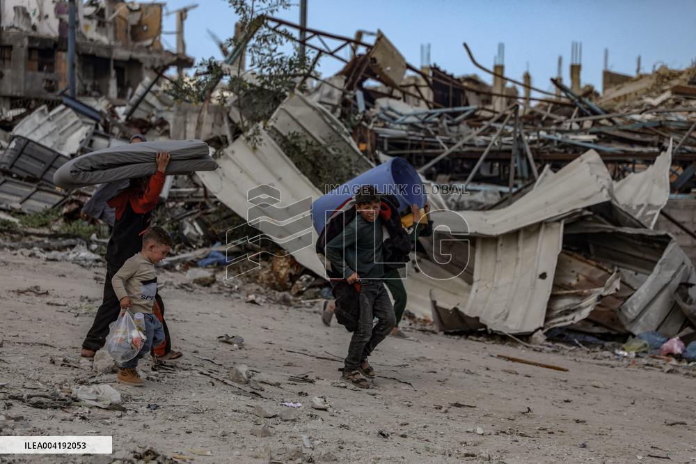 Waves Of Israeli Strikes On Gaza Kill More Than 400 People - Palestin