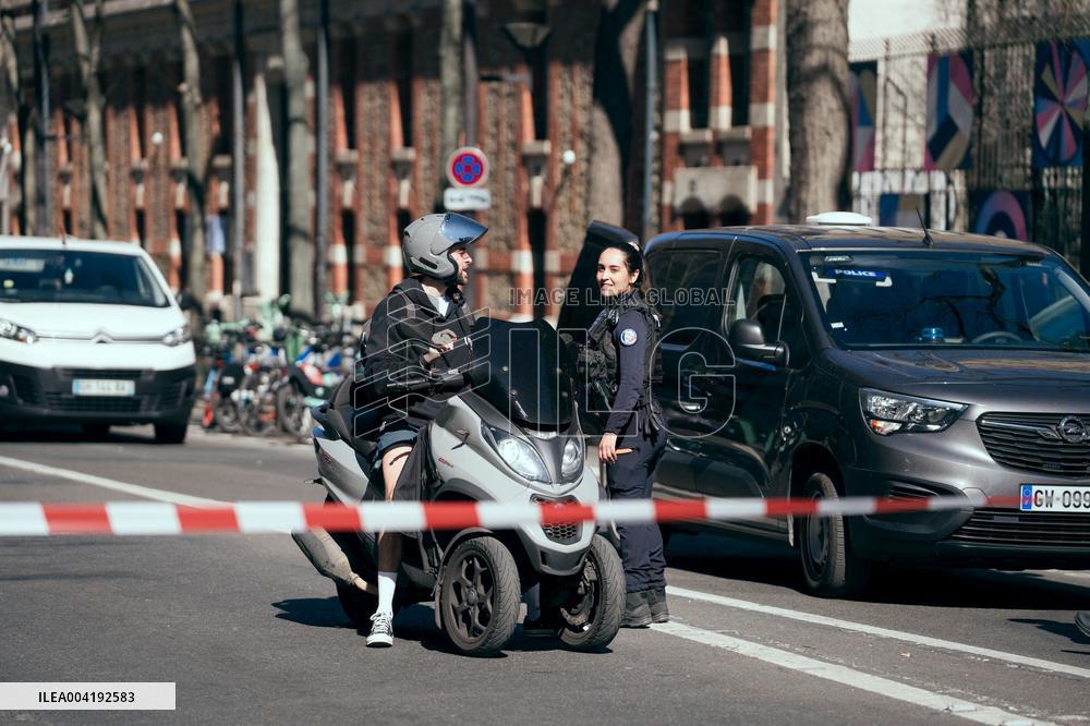 Bomb alert at Caroline Dorian High School - Paris AJ