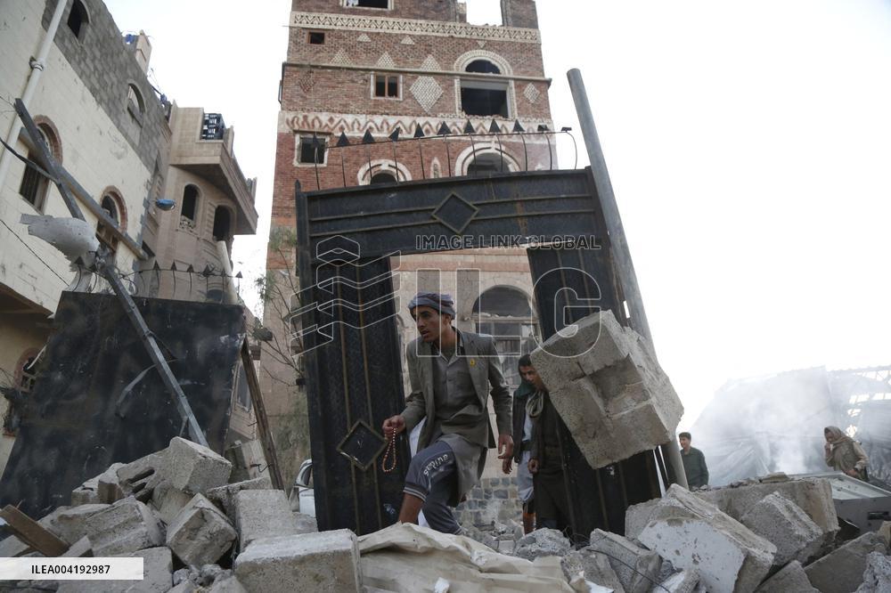 Destroyed Buildings After Usairstrikes - Yemen