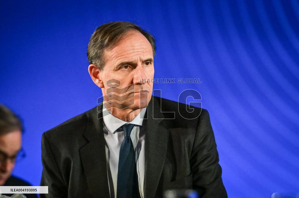 Financing the defence technological & industrial base in Paris - FA