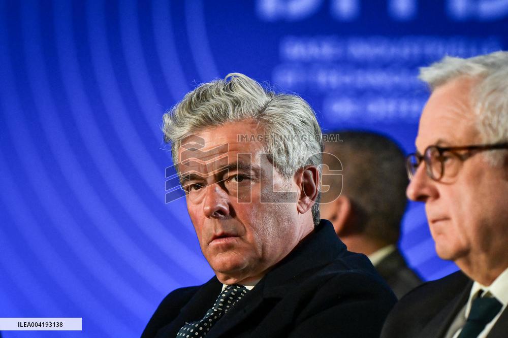 Financing the defence technological & industrial base in Paris - FA