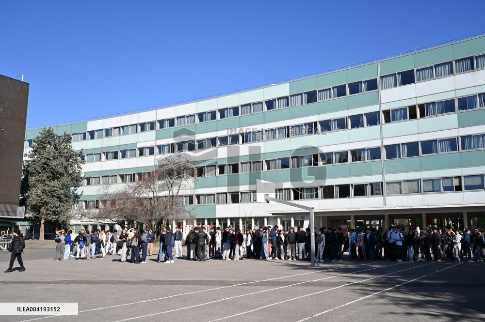 Illustration High School Hector Berlioz - Vincennes