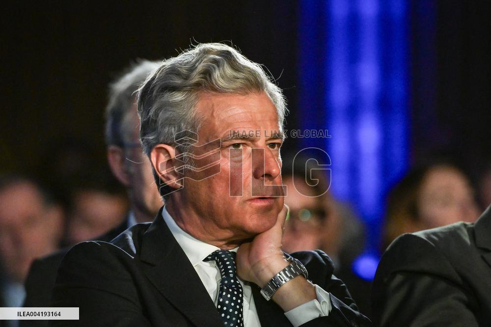 Financing the defence technological & industrial base in Paris - FA