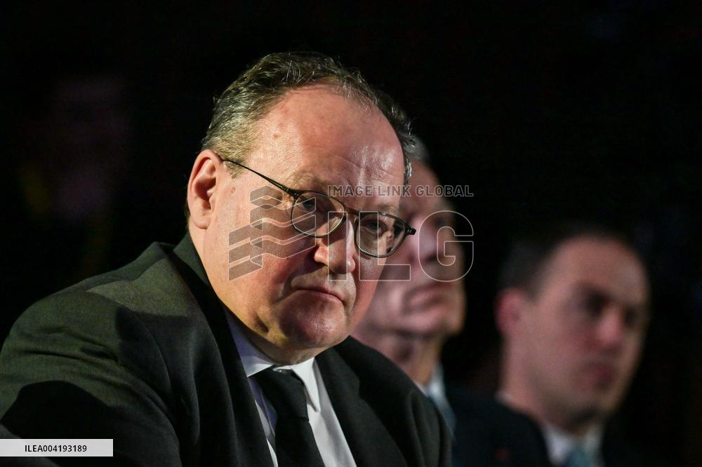Financing the defence technological & industrial base in Paris - FA