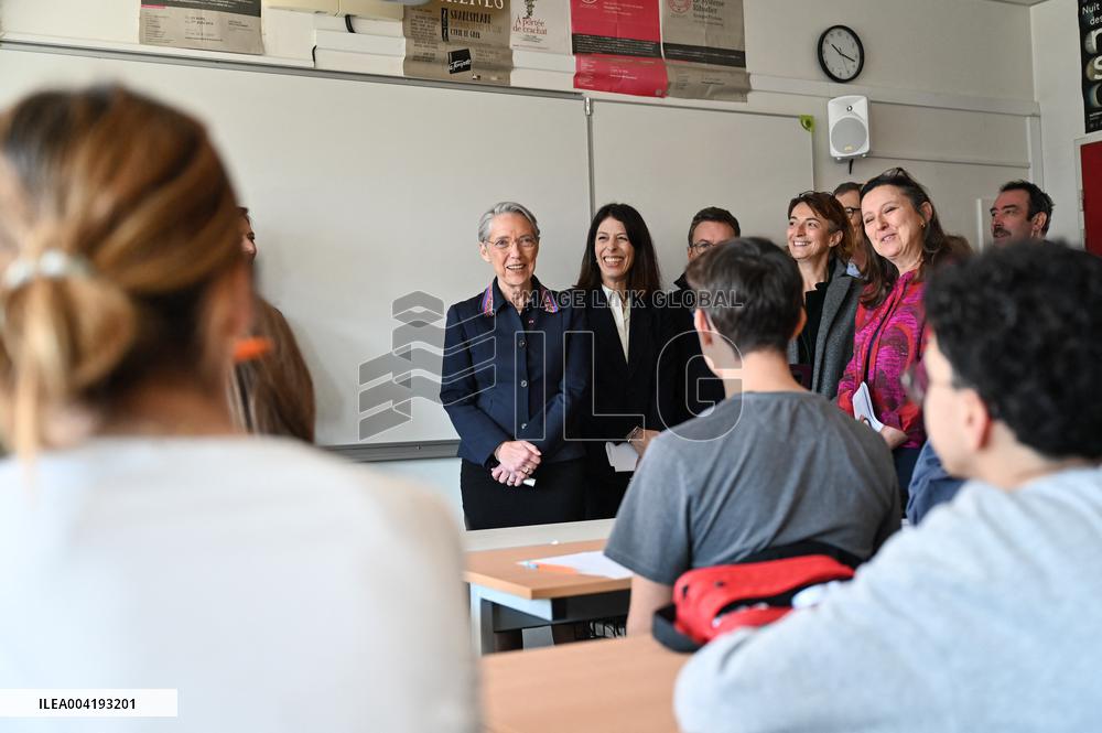 Borne Visits the High School Hector Berlioz - Vincennes