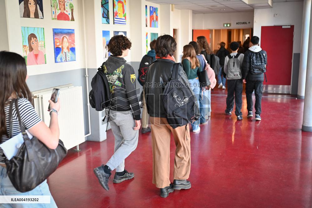 Illustration High School Hector Berlioz - Vincennes