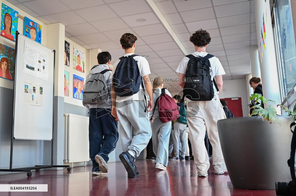 Illustration High School Hector Berlioz - Vincennes