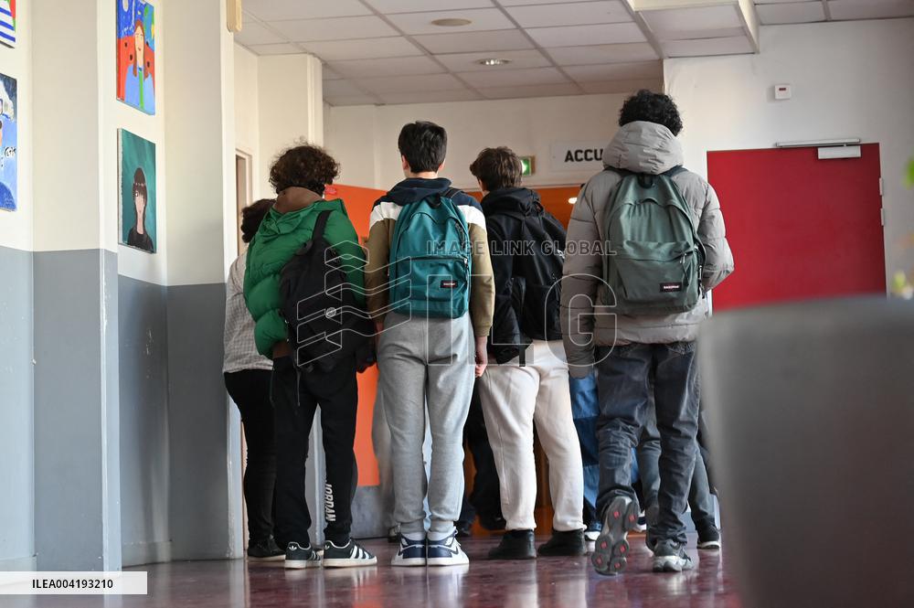 Illustration High School Hector Berlioz - Vincennes