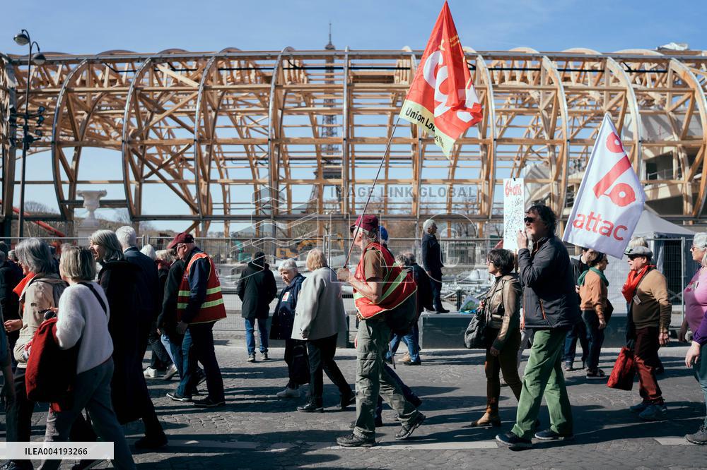 Retirees demonstration organized by the CGT - Paris AJ