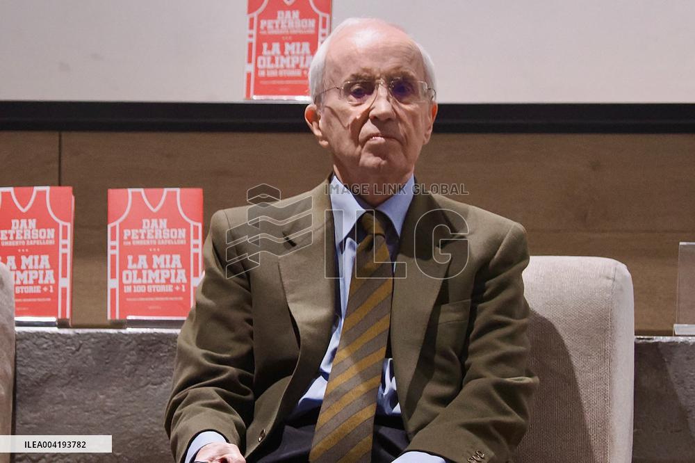 BASKET - Evento - Dan Peterson talks about Olimpia Milano book presentation