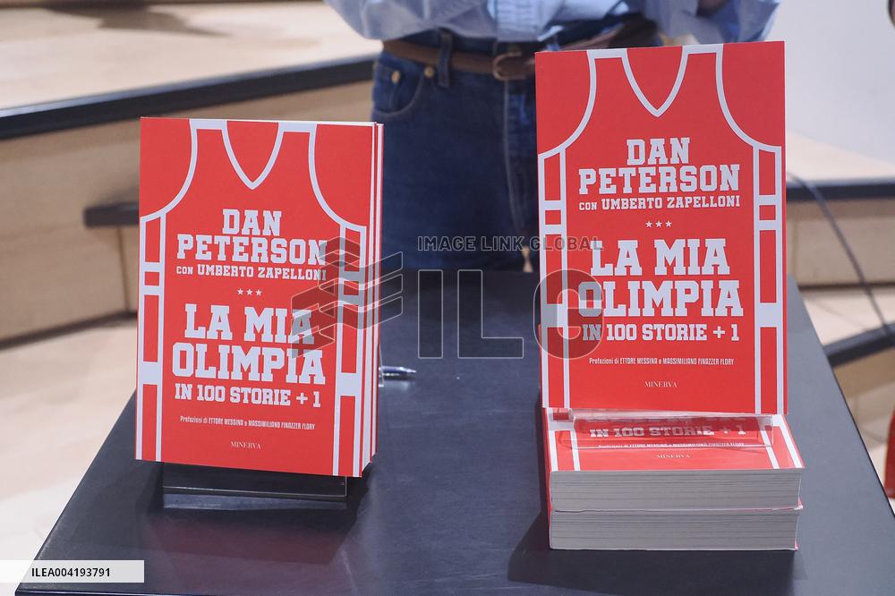 BASKET - Evento - Dan Peterson talks about Olimpia Milano book presentation