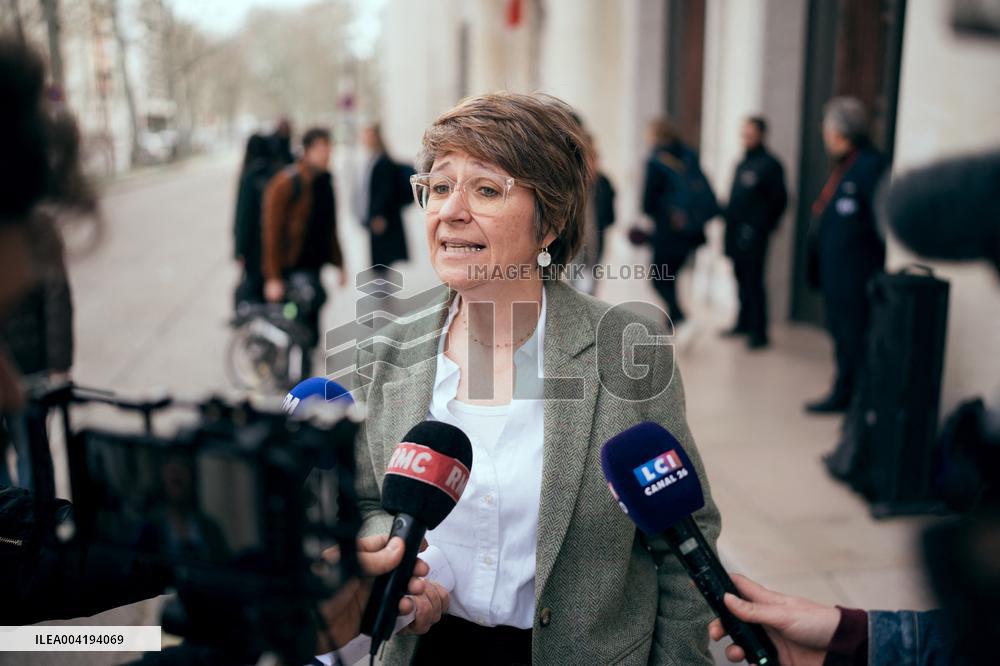 Unions leave pension talks "conclave" - Paris AJ