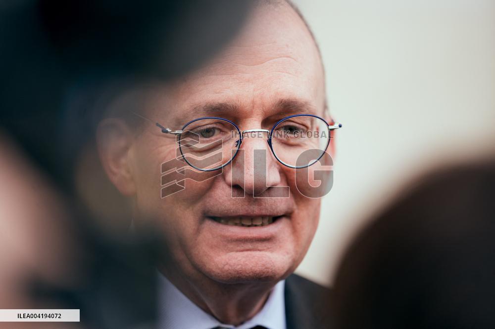 Unions leave pension talks "conclave" - Paris AJ