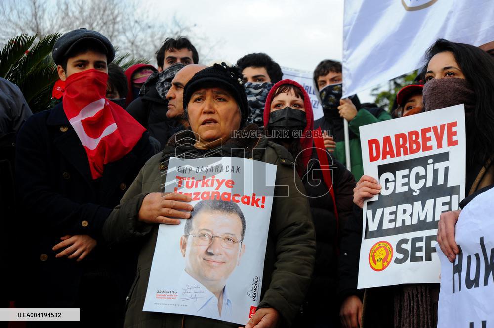 University students protest In front of Istanbul Municipality in Sarachane - Istanbul