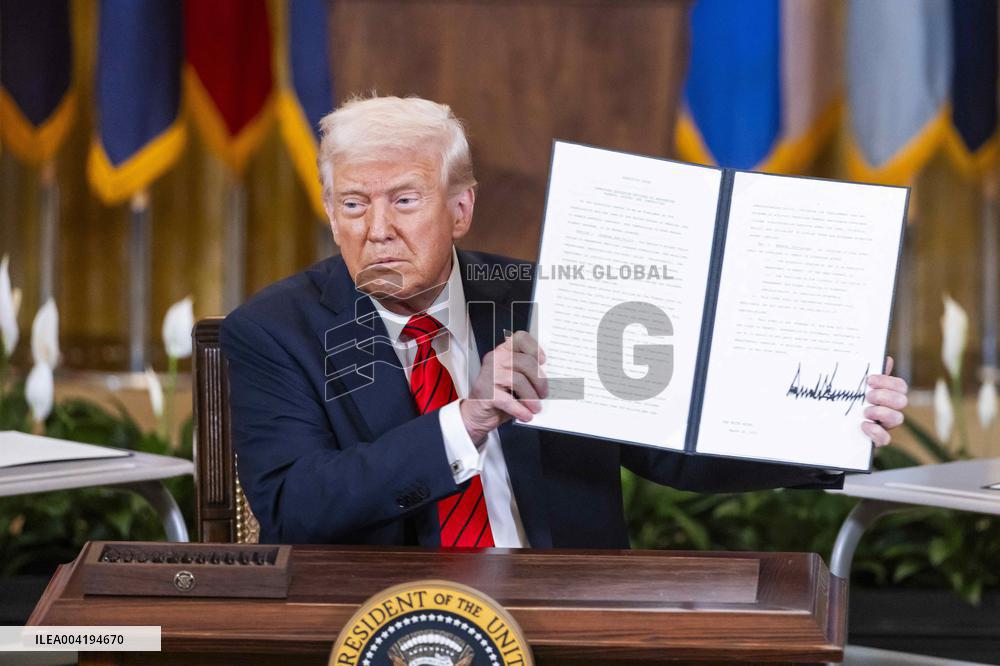 President Trump signs executive order aimed at downsizing the Department of Education