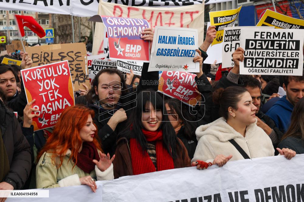 University students protest In front of Istanbul Municipality in Sarachane - Istanbul
