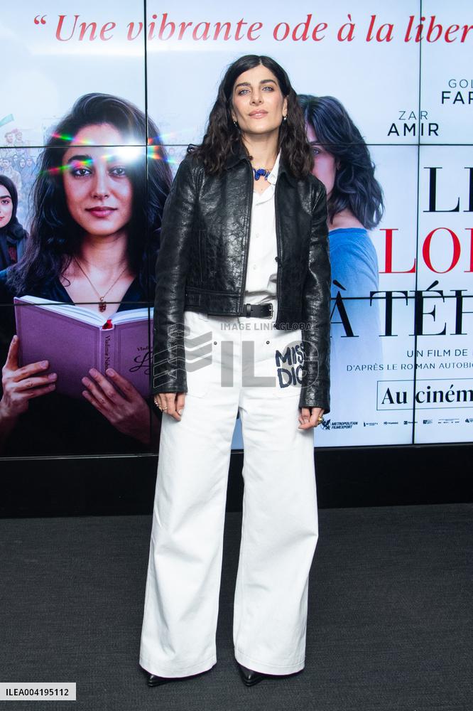 Lire Lolita A Teheran Premiere