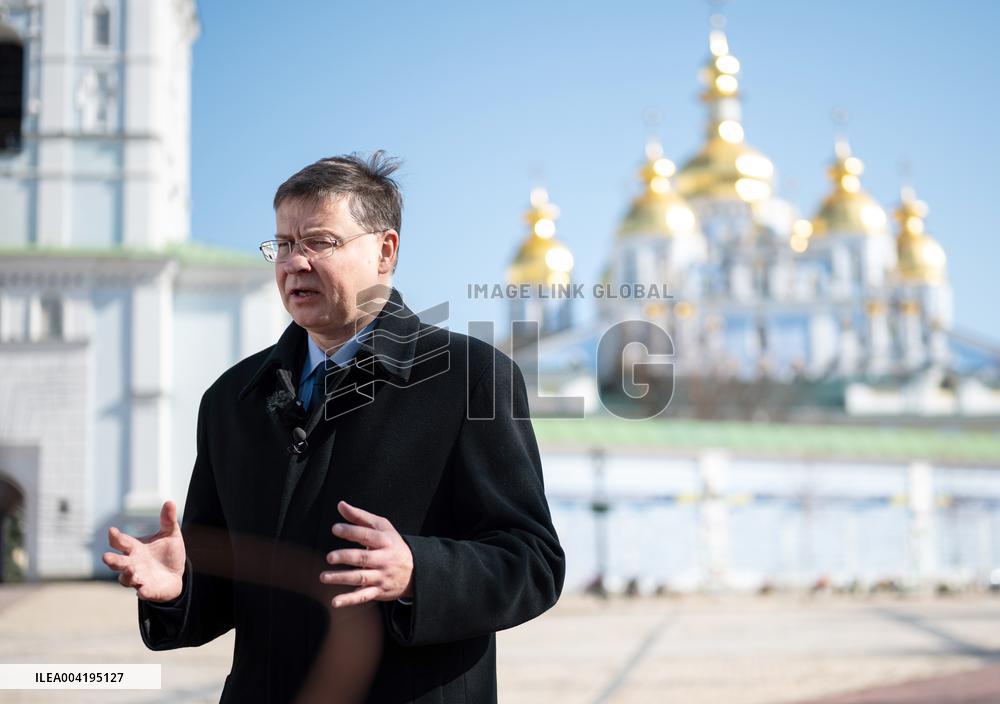 Visit of Valdis Dombrovskis to Kyiv