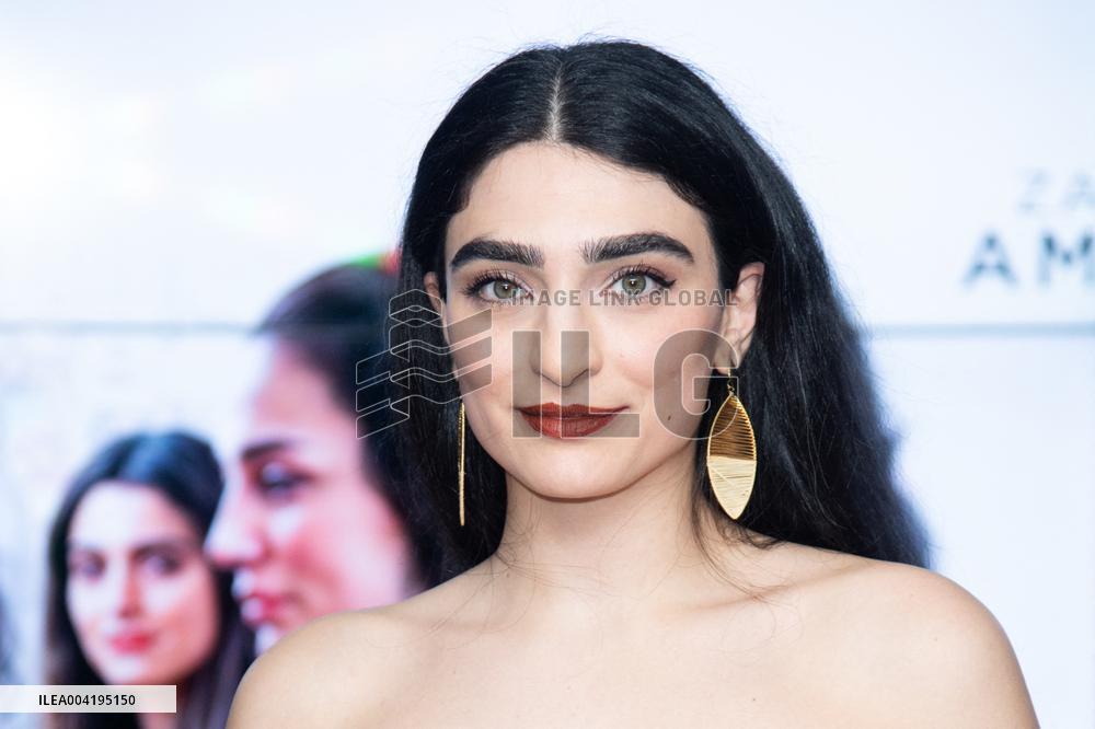 Lire Lolita A Teheran Premiere