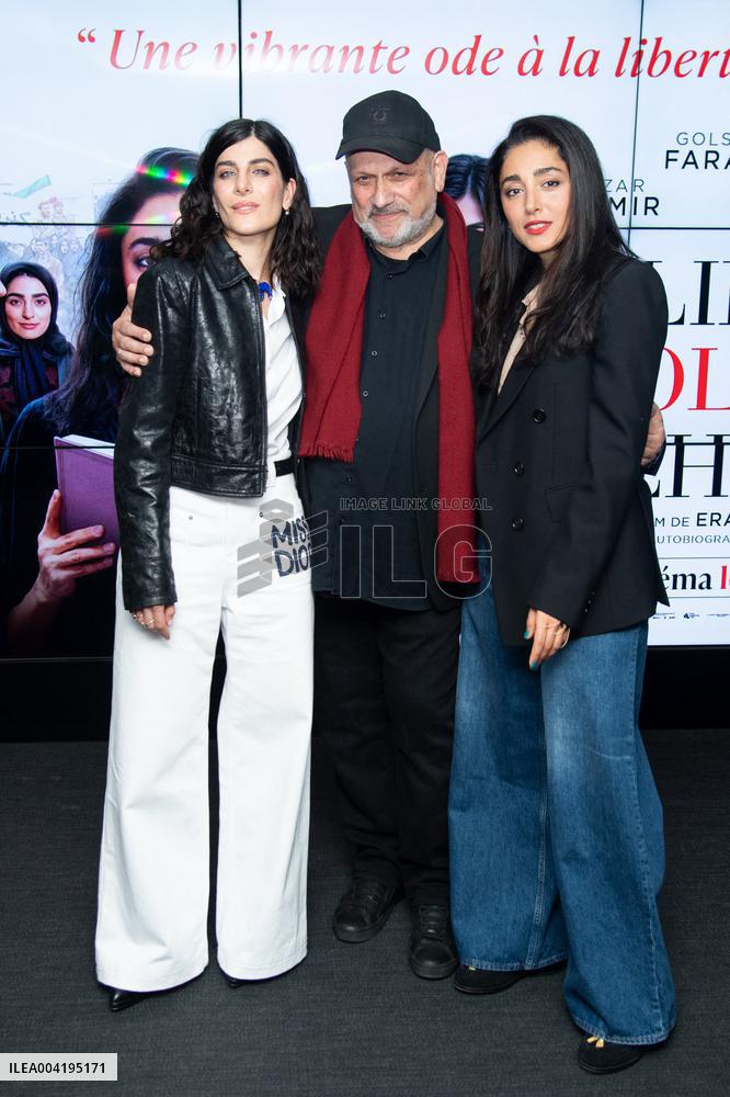 Lire Lolita A Teheran Premiere