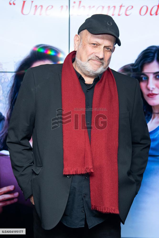 Lire Lolita A Teheran Premiere